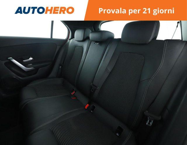 MERCEDES-BENZ A 200 Sport