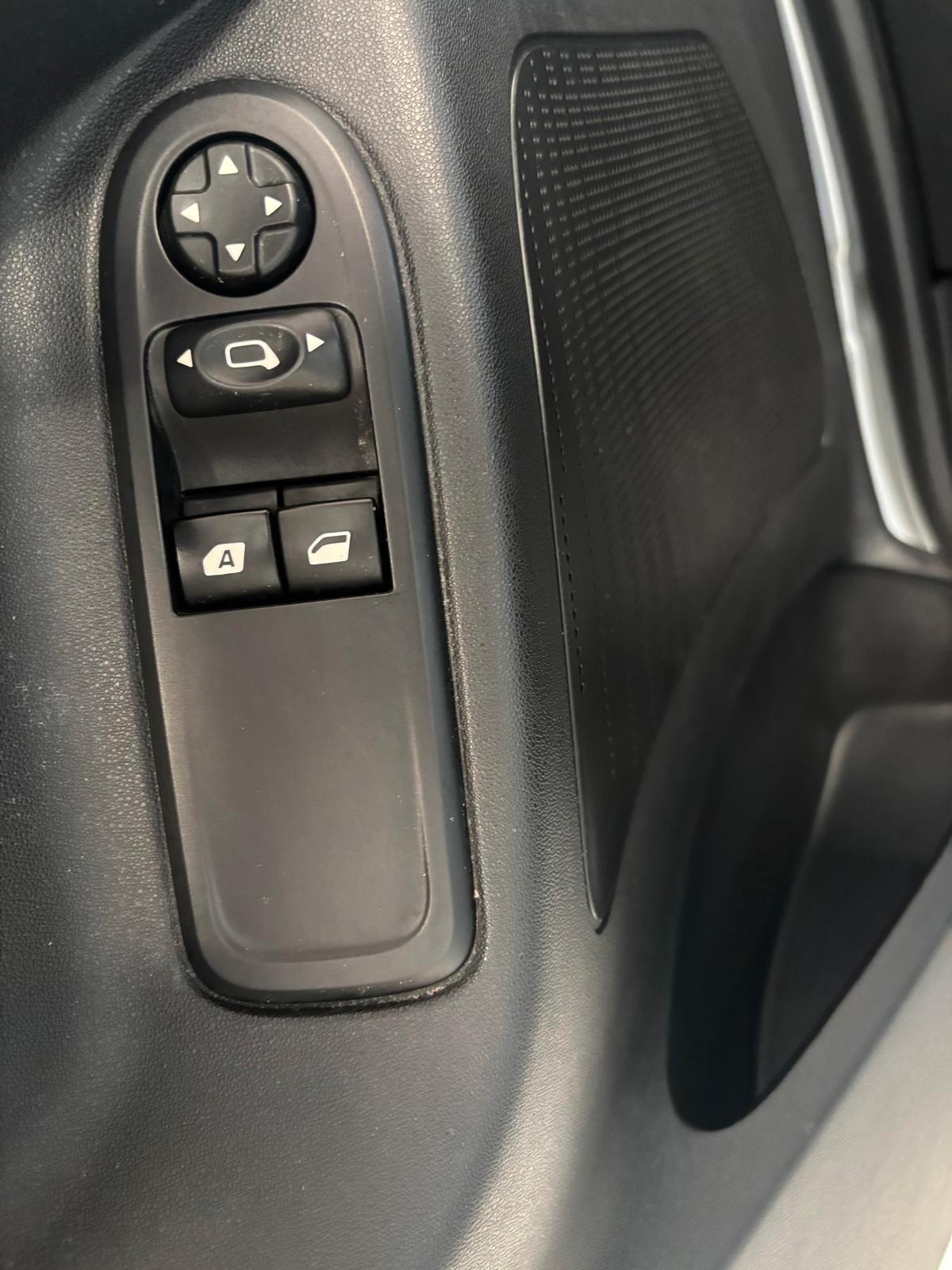 CITROEN C3 ANNO 2016 DS 1.6 ADATTA NEOPATENTATI KM 113 MILA