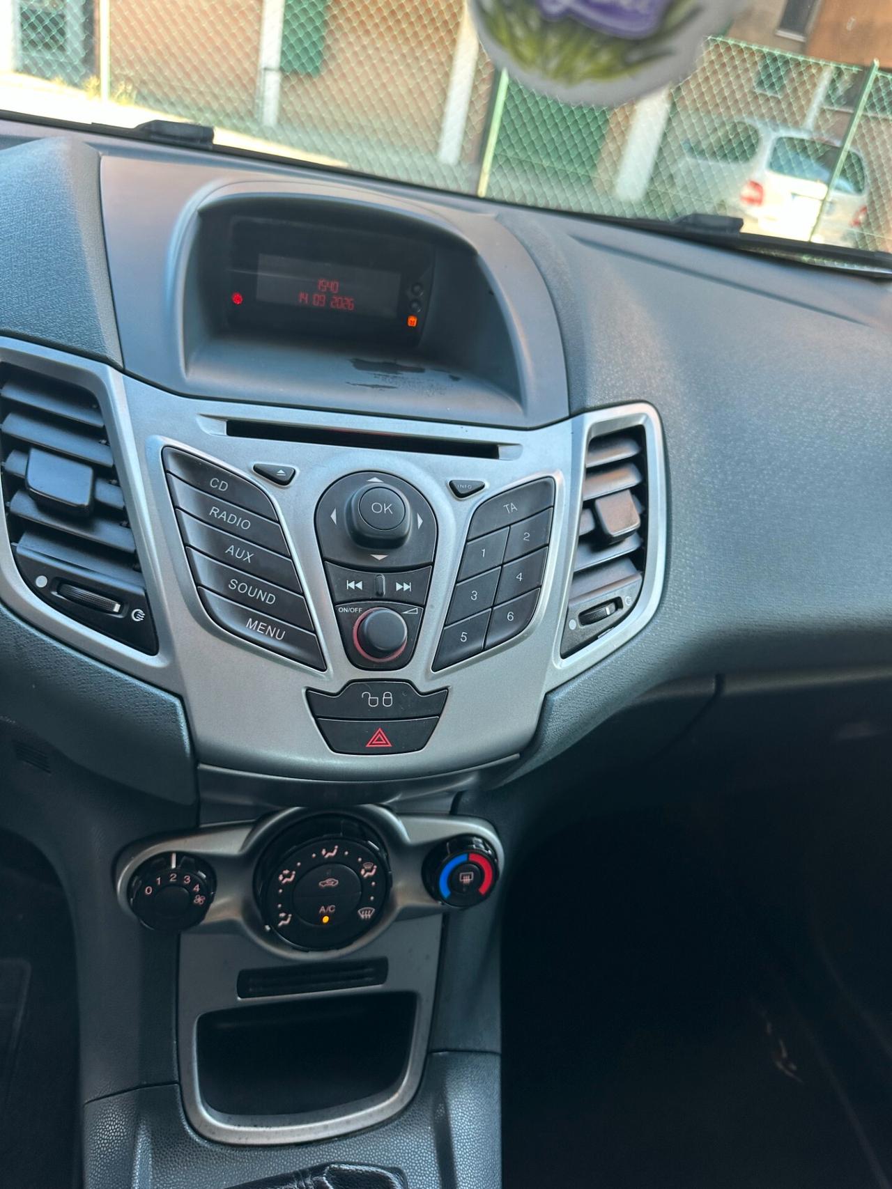 Ford Fiesta 1.4 GPL Neopatentati