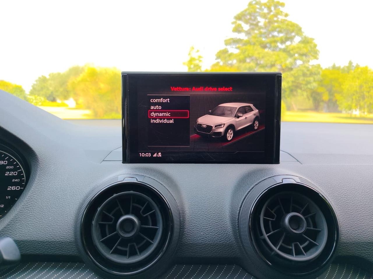 Audi Q2 30 TDI S line Edition