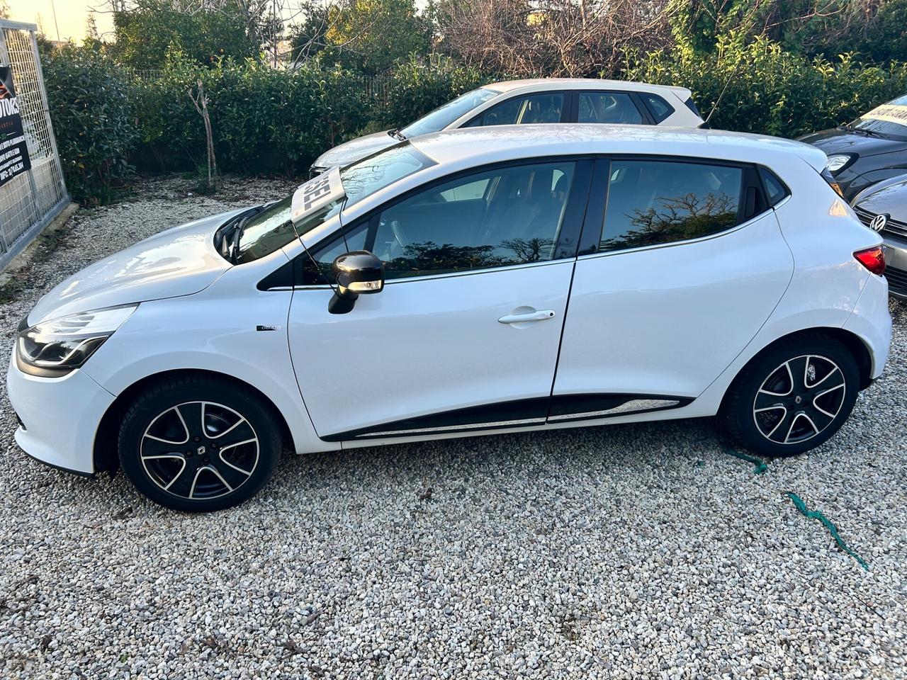 Renault Clio dCi 8V 75 CV Start&Stop 5 porte Energy Duel