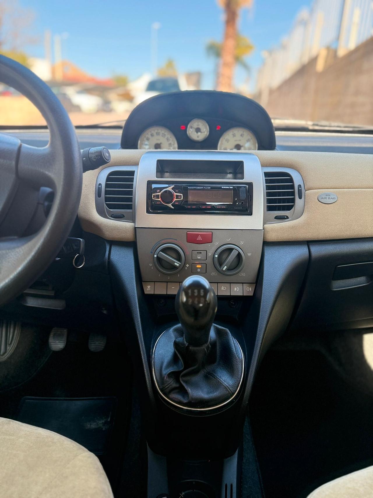 Lancia Ypsilon 1.3 Multijet 16V 69cv