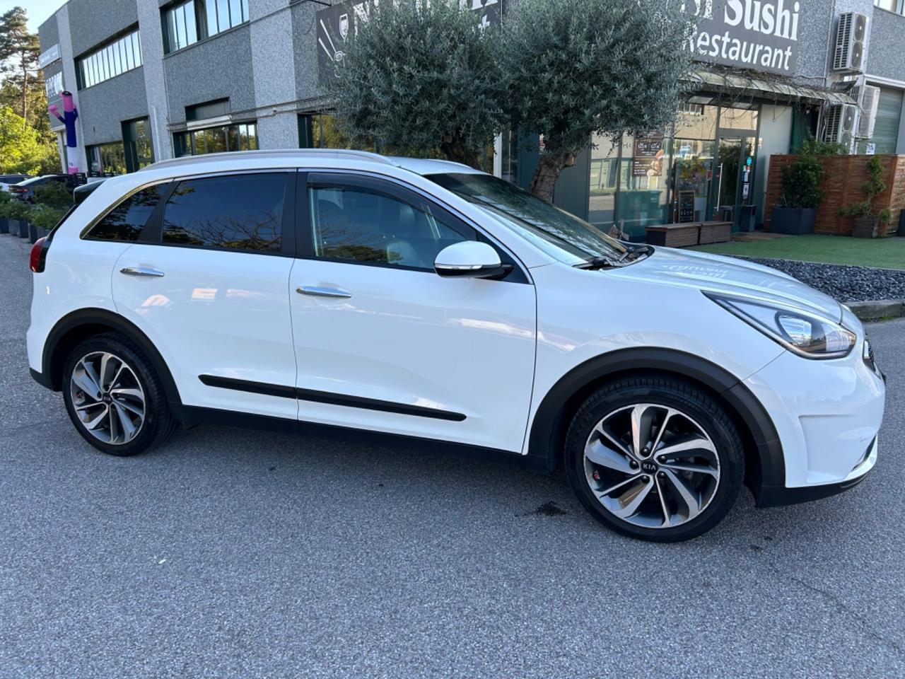 Kia Niro 1.6 GDi DCT HEV Urban