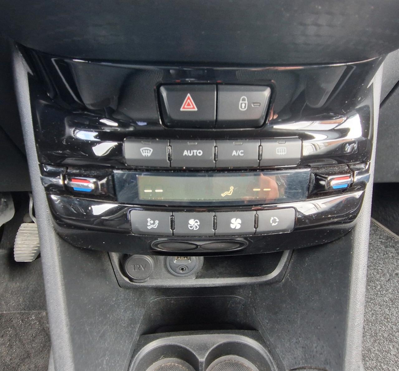 Peugeot 208 BlueHDi 100 5 porte Allure