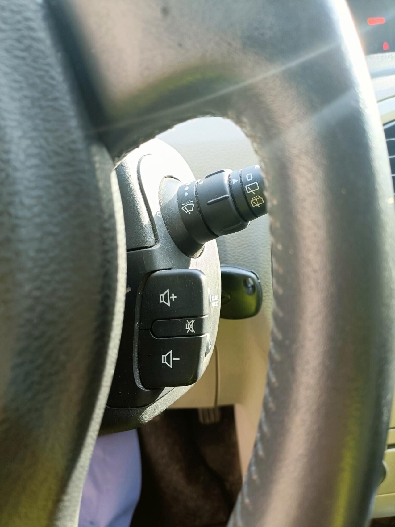 Renault Modus 1.5 dCi 82CV Confort Dynamique