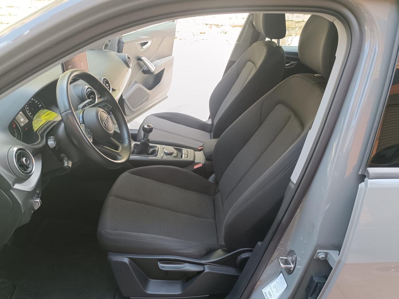 Audi Q2 30 TDI Business