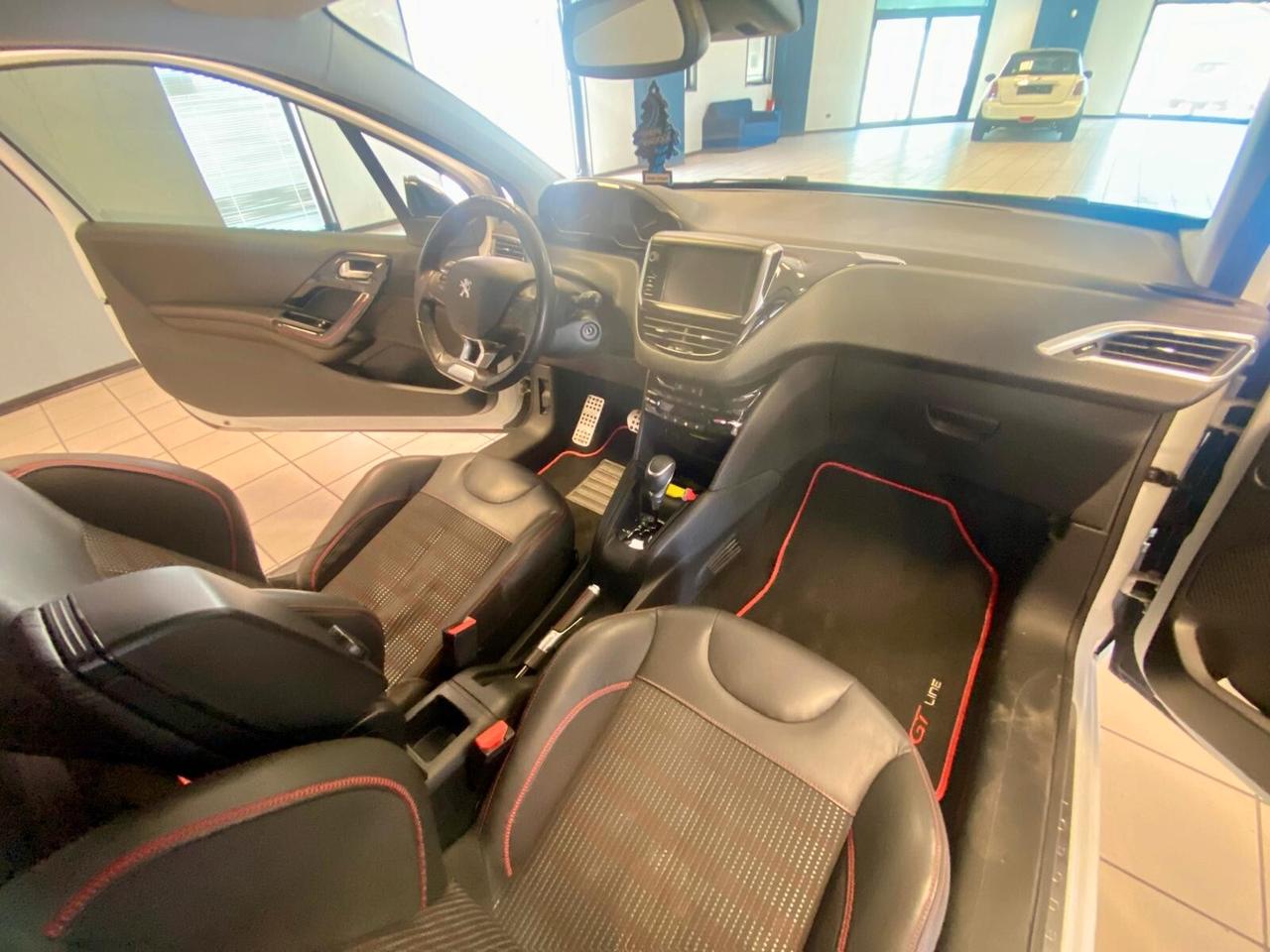 Peugeot 208 PureTech Turbo 110 S&S 3 porte GT Line