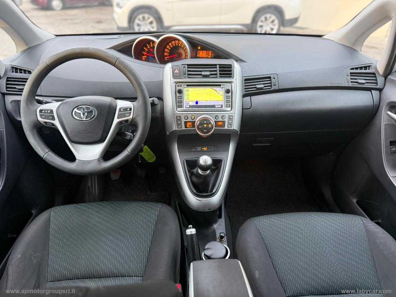 TOYOTA Verso 2.0 D ACTIVE 7 posti