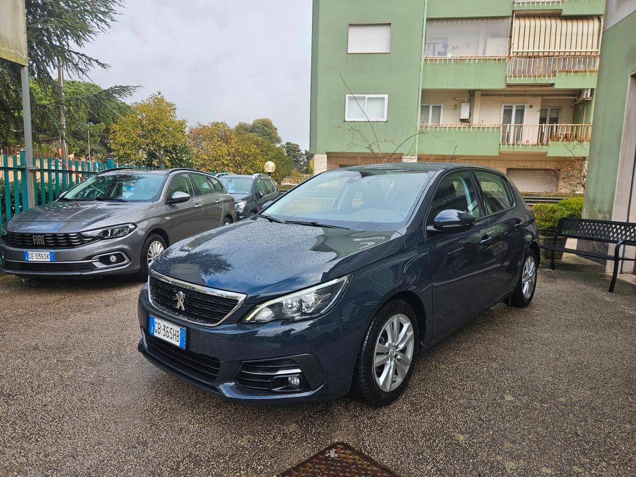 Peugeot 308 BlueHDi 100 S&S Business