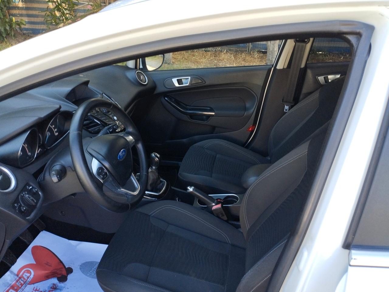 Ford Fiesta 1.5 TDCi 75CV 5 porte
