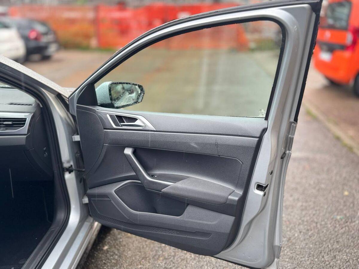 Volkswagen Polo 1.0 tsi Highline 115cv dsg