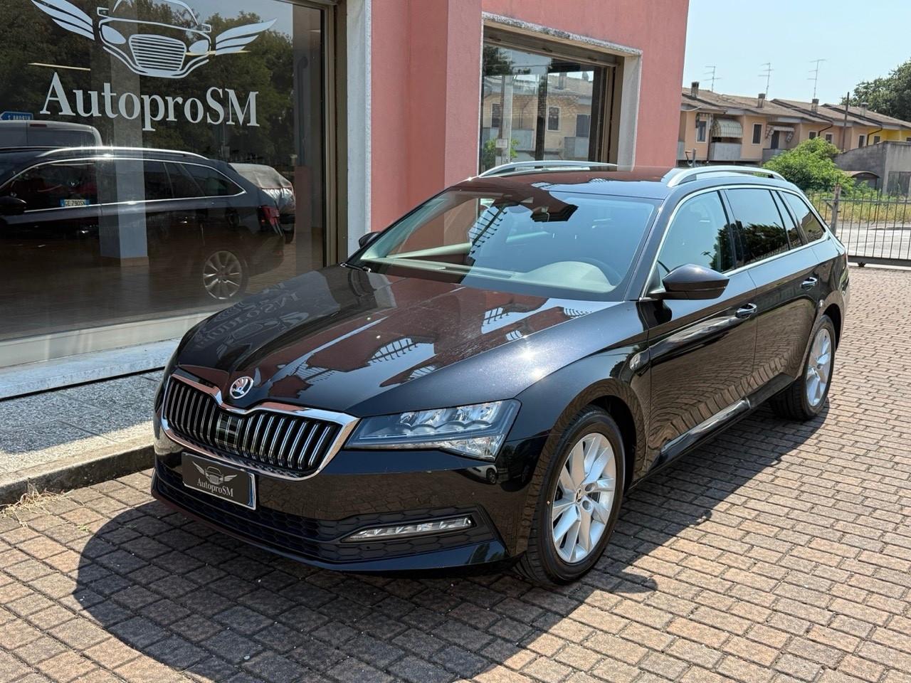 Skoda Superb 1.6 TDI SCR DSG FULL LED/UNIPRO