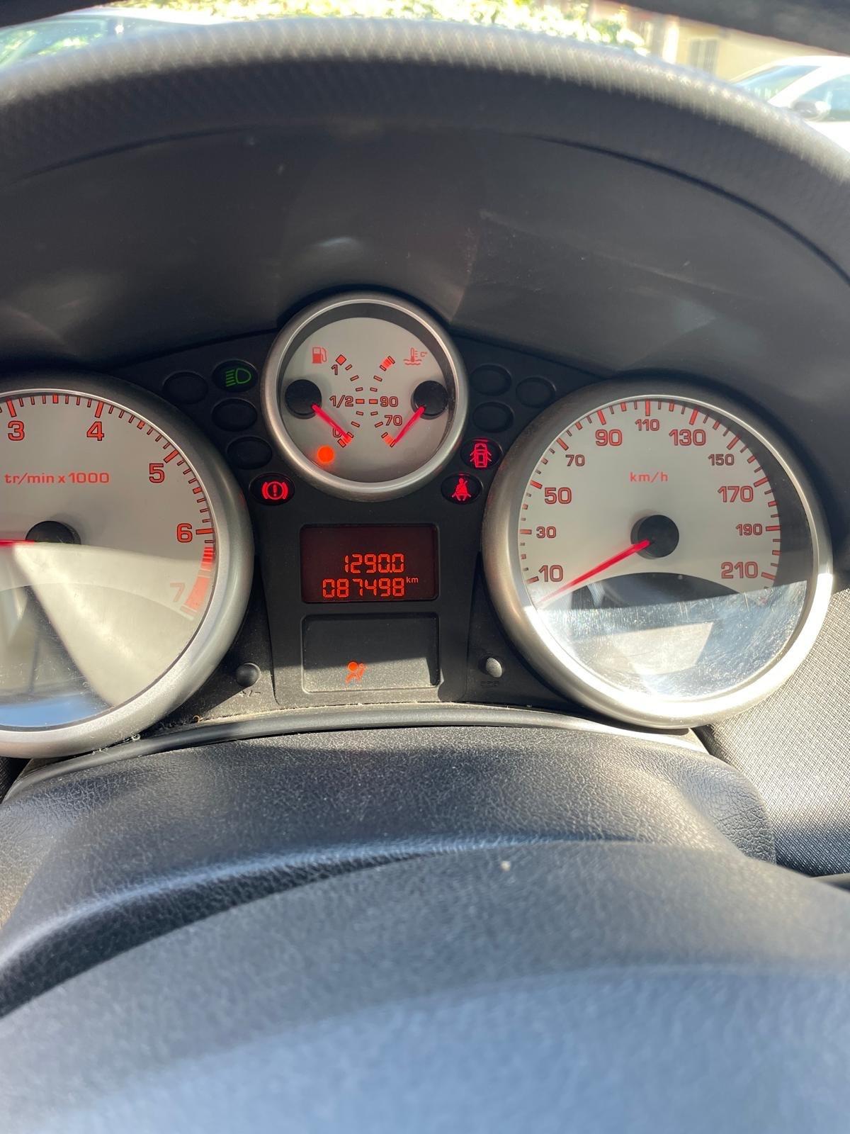 Peugeot 207 1.4 8V 75CV 5p solo 87000km
