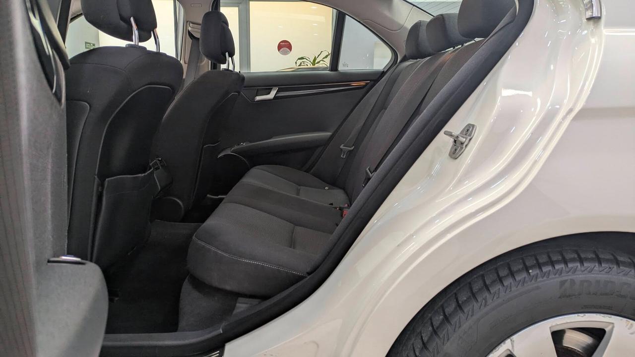 Mercedes-benz C 220 CDI BlueEFFICIENCY Executive