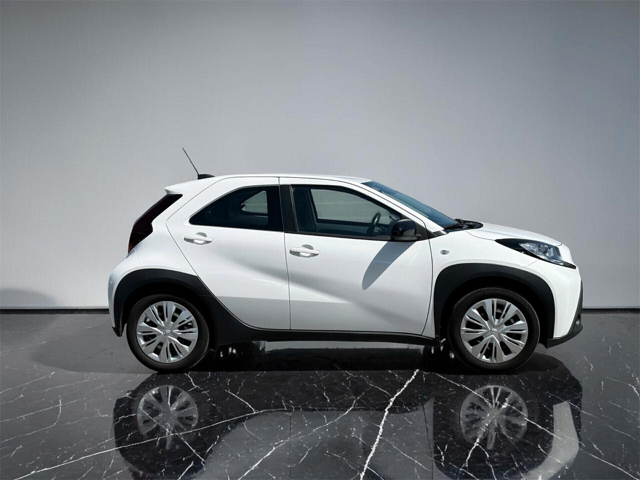 Toyota Aygo X 1.0 Active 72cv