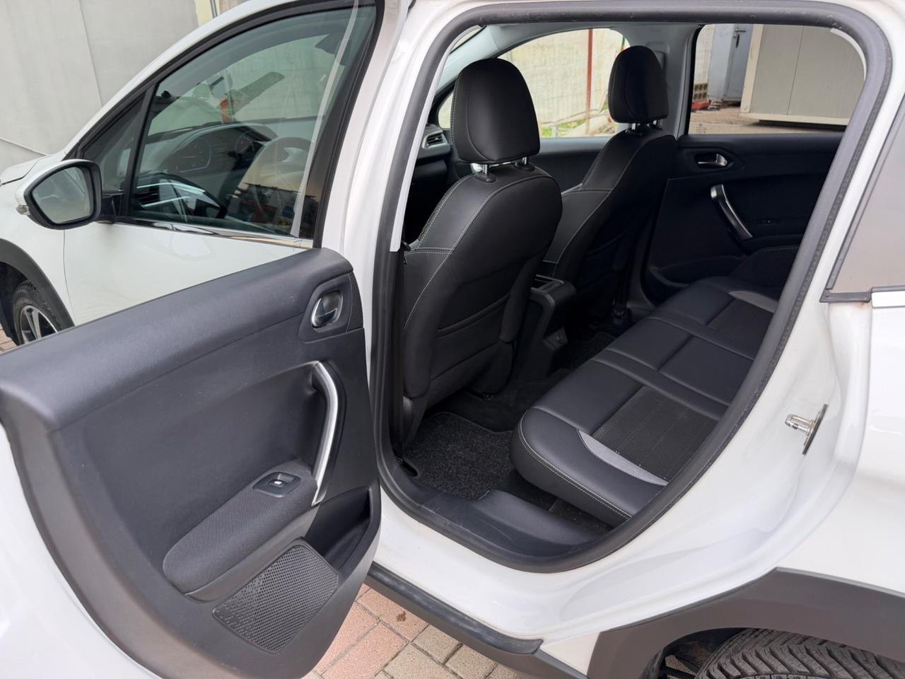 Peugeot 2008 1.6 BlueHDi Allure - GARANZIA