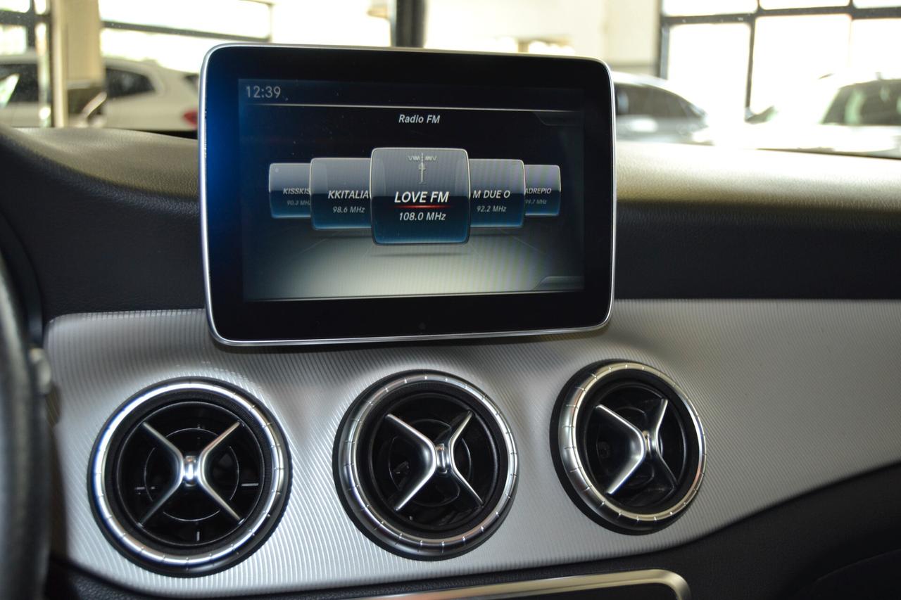 Mercedes-benz CLA 200D Automatic Premium NAVI/Pelle