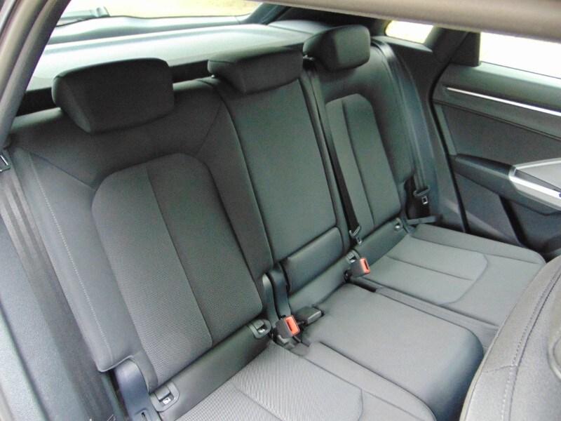 AUDI Q3 2ª serie Q3 35 TDI S tronic Identity B...