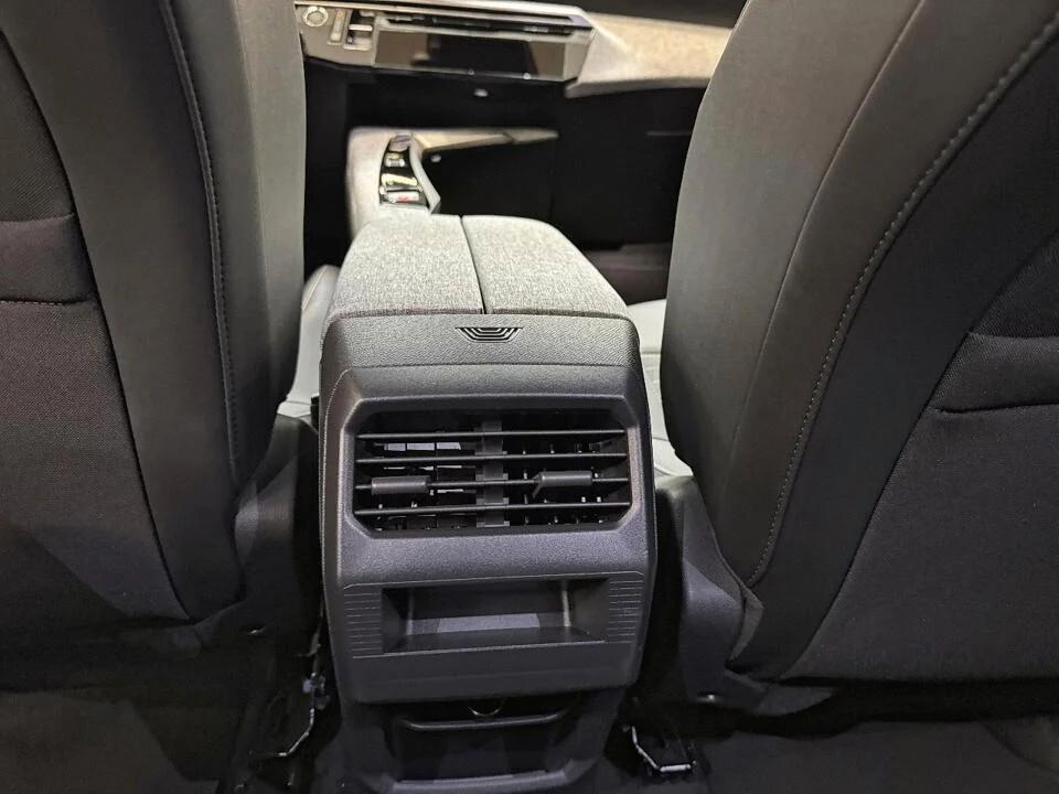 Peugeot 3008 Plug-in Hybrid 195 e-DCS7 Allure
