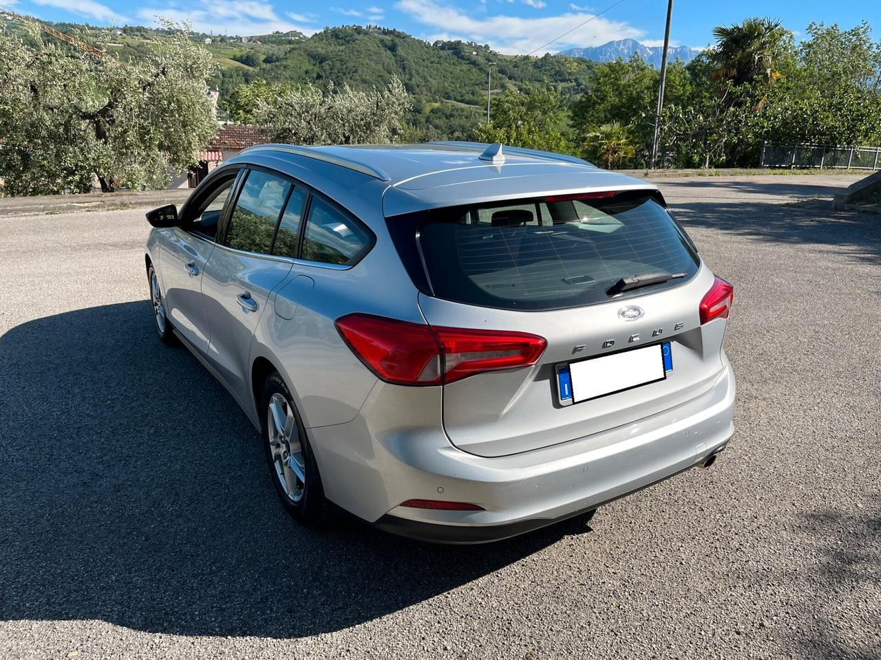 FORD Focus 5S 1.5TDCi S&S SW Bus. 120 6M 2019