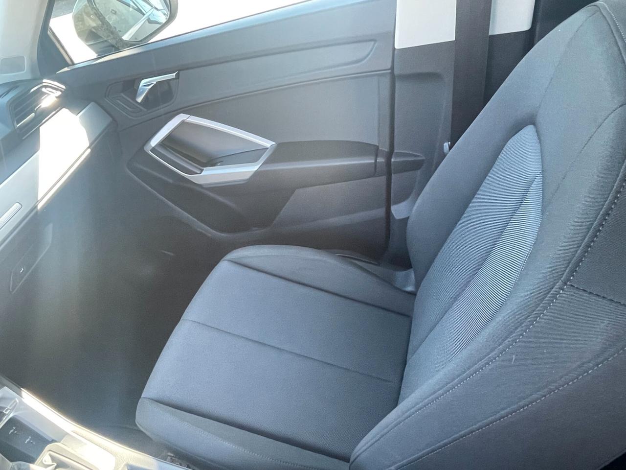Audi Q3 SPB 35 TDI S tronic Business Plus