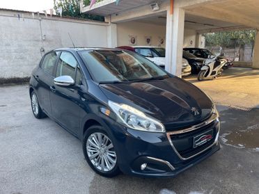 Peugeot 208 BlueHDi 75 5 porte Allure adatta neopatentati
