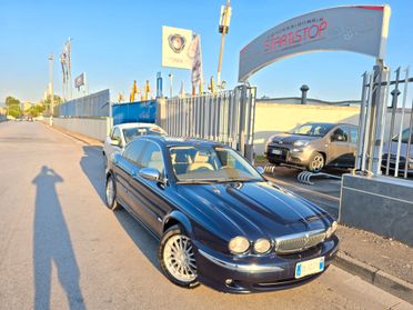 Jaguar X-Type 2.2D cat Executive