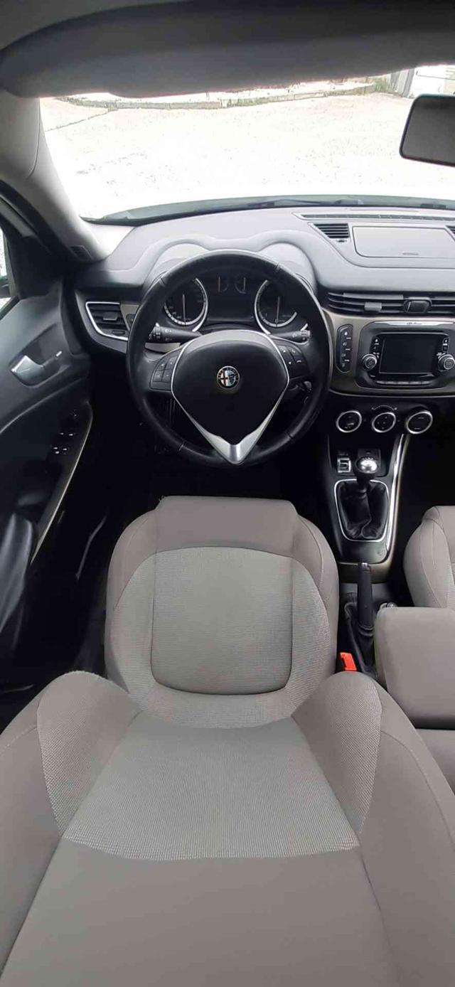 ALFA ROMEO Giulietta 1.6 JTDm-2 105 CV Distinctive SCONTO ROTTAMAZIONE
