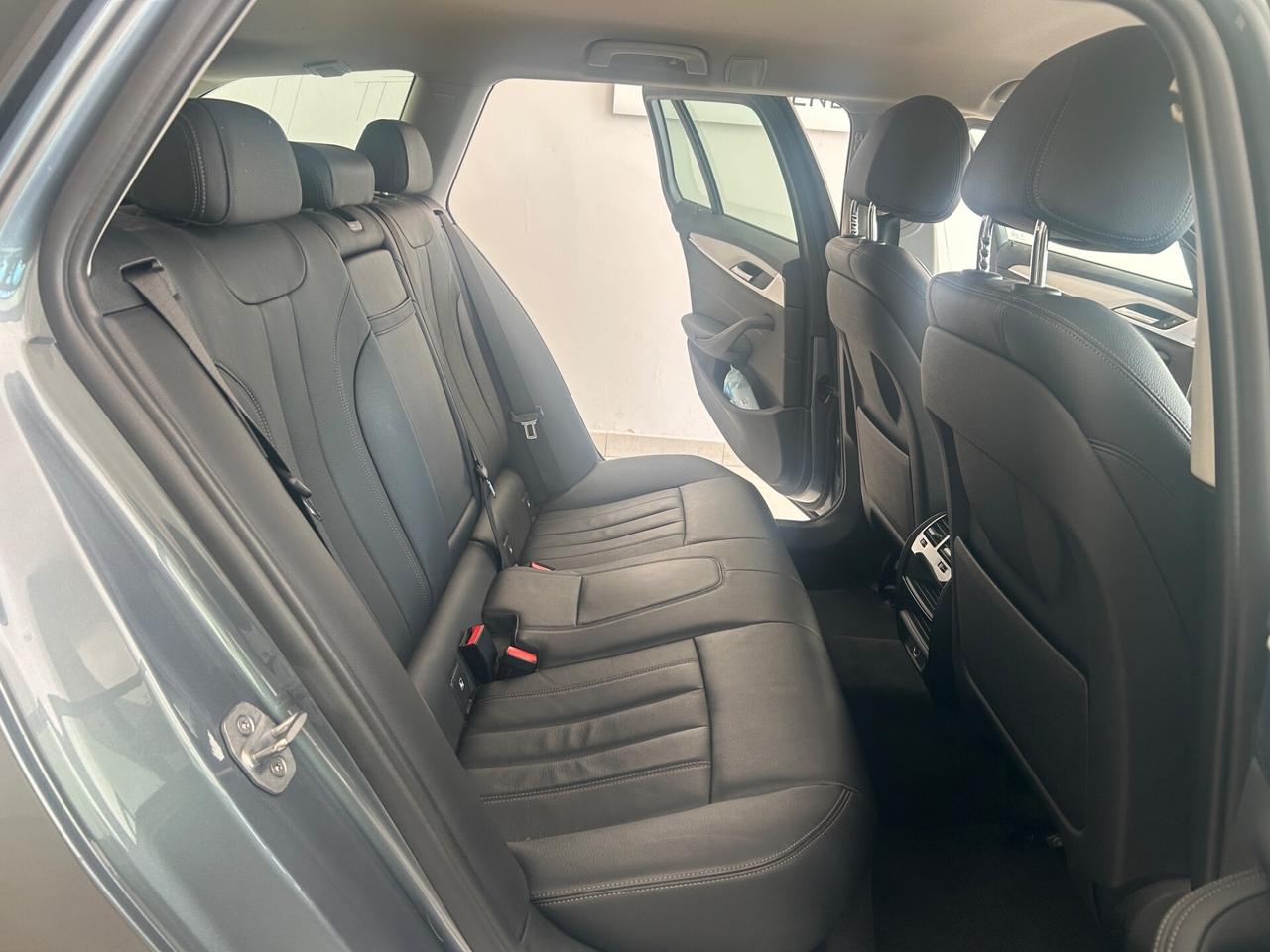 BMW 520D LUXURY 140KW CAMBIO AUTOMATICO