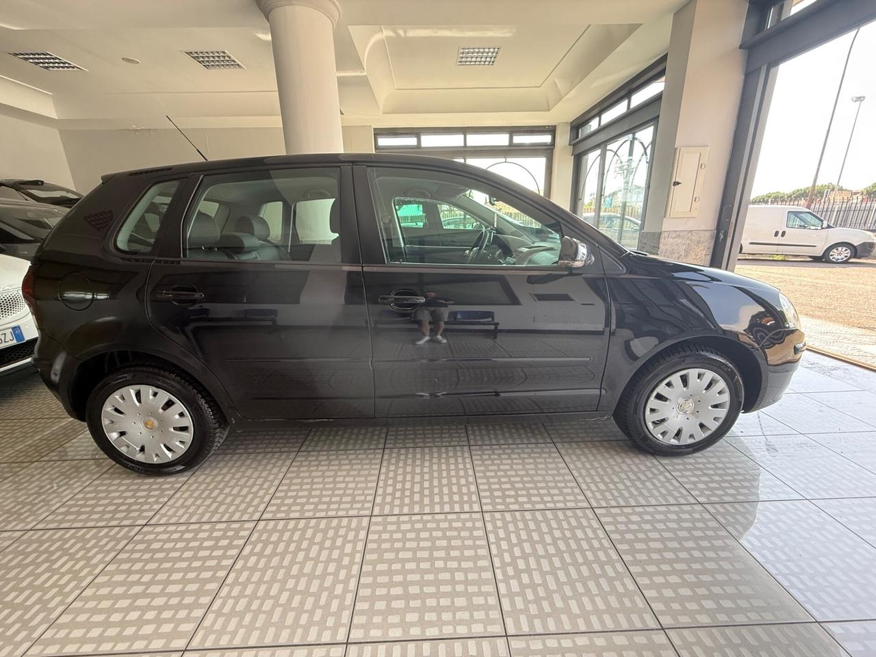 Volkswagen Polo 1.4/80CV 16V 5p. Comfort. BiFuel G