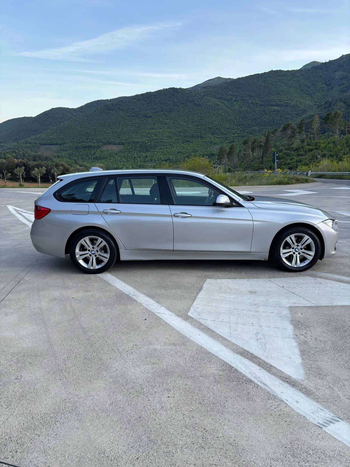 BMW 320D TOURING SPORT XDRIVE 2013