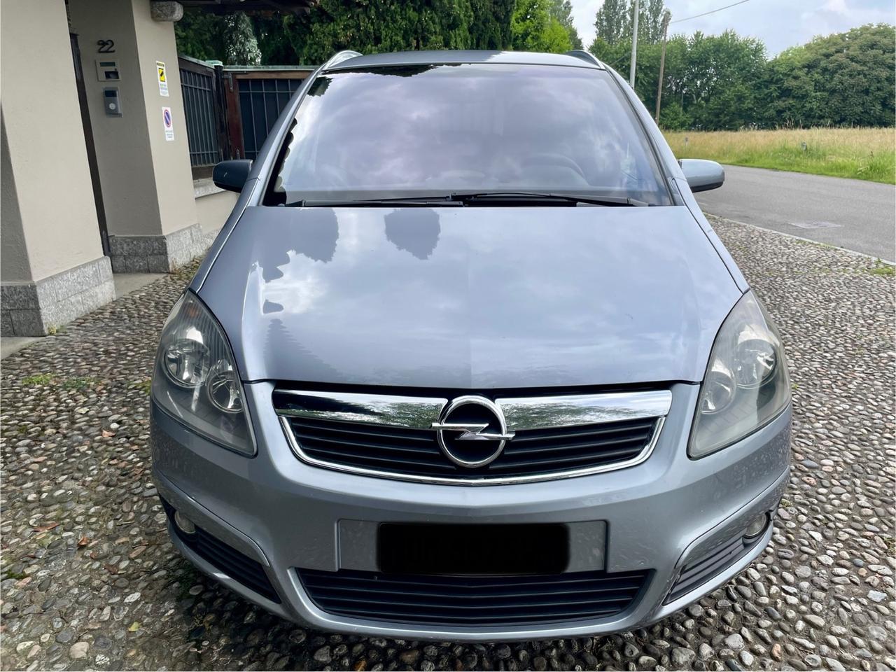 Opel Zafira 1.9 CDTI 120CV Cosmo *7 POSTI*
