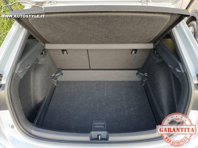 VOLKSWAGEN Taigo 1.0 TSI 110 CV DSG R-Line