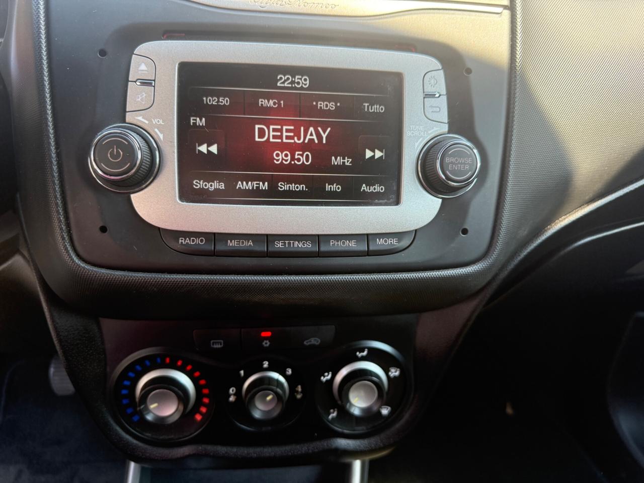 Alfa Romeo MiTo 1.3 JTDm 85 CV S&S Distinctive