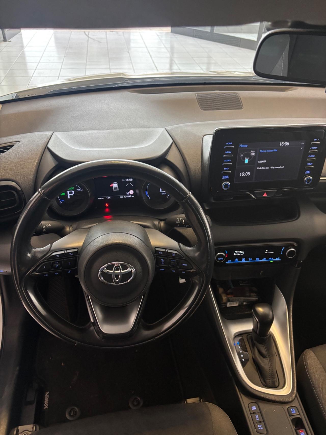 Toyota Yaris 1.5 Hybrid 5 porte Lounge