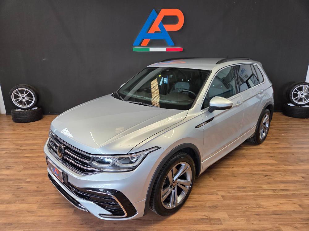 Volkswagen Tiguan 2.0 tdi R-Line 150cv dsg
