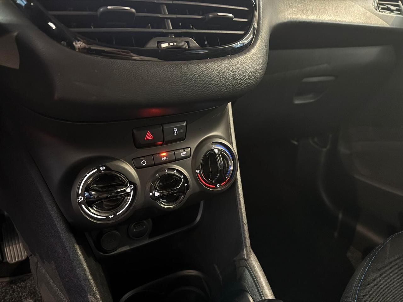 Peugeot 208 PureTech Stop&Start 5 porte Signature