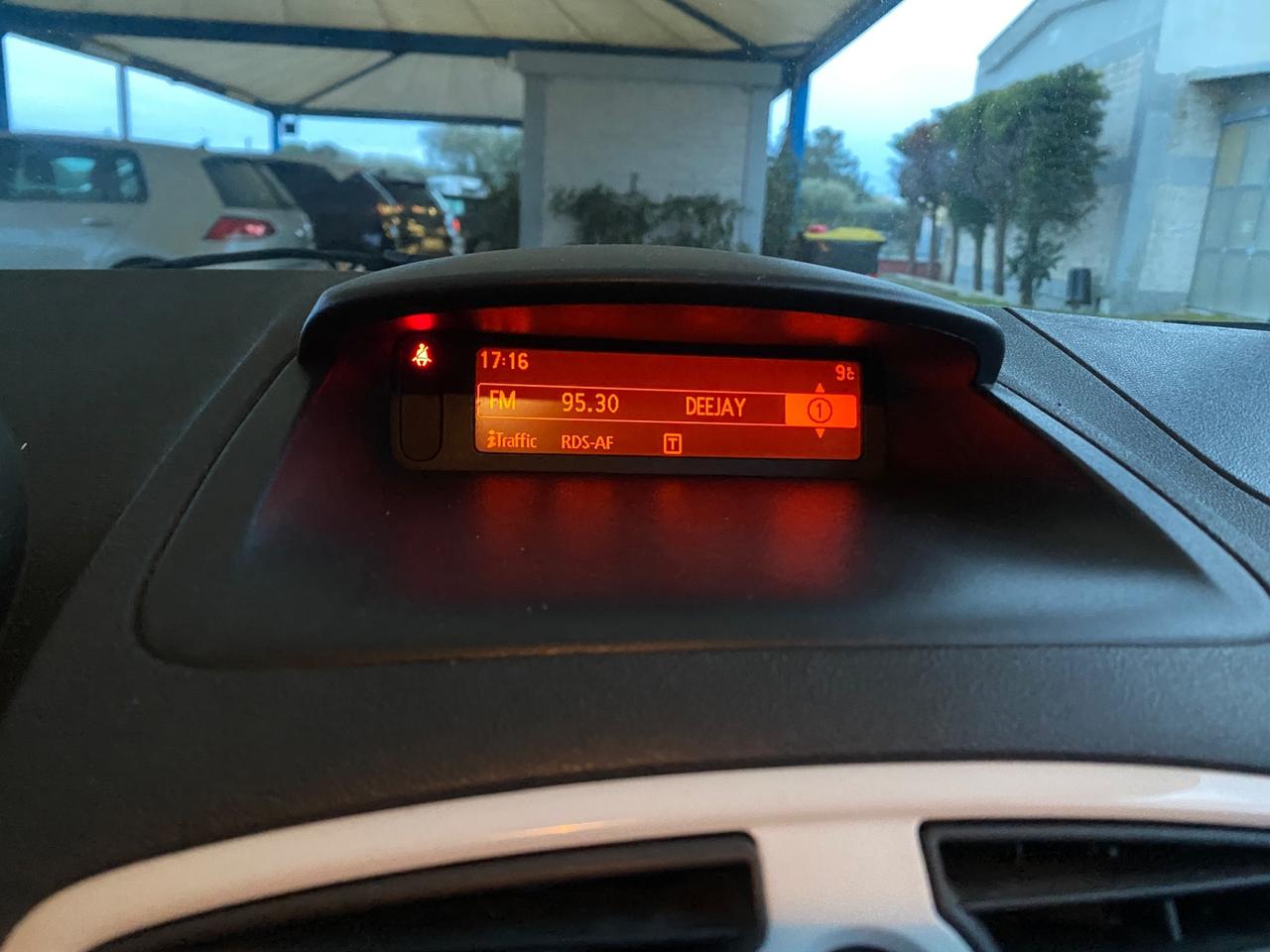 Renault Clio 1.2 16V 5 porte Dynamique--- KM CERTIFICATI ---PER NEOPATENTATI