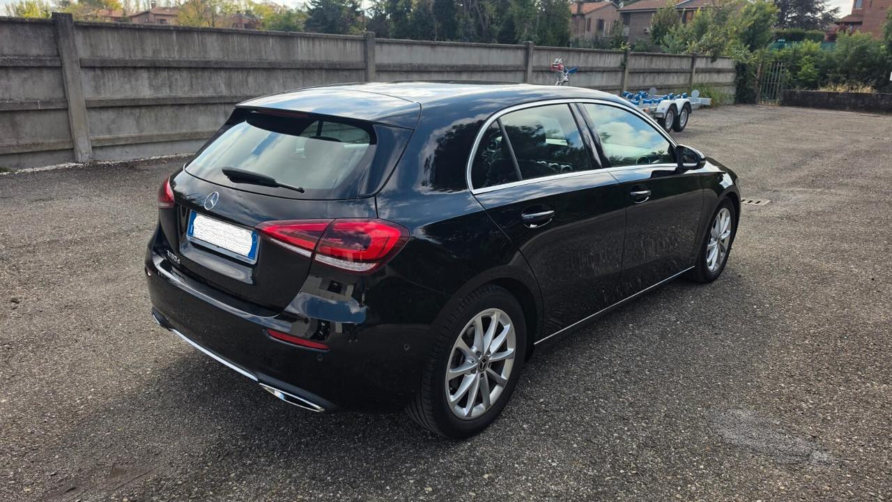 Mercedes-benz A 180 d Automatic Premium