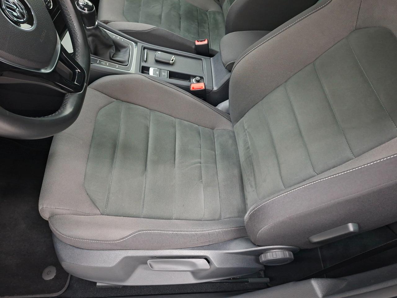 Volkswagen Golf 7.5 Highline 1.6 TDI 115cv BMT