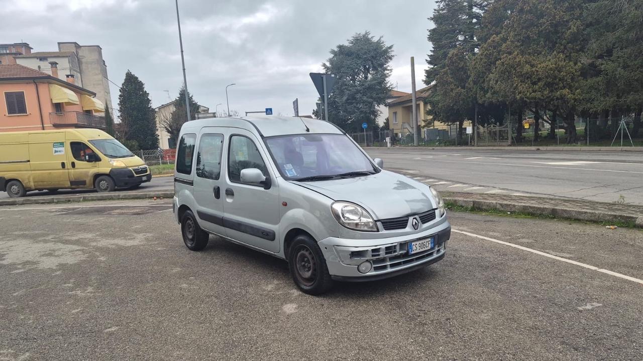 Renault Kangoo 1.5 dCi/82CV 5p. Privilège