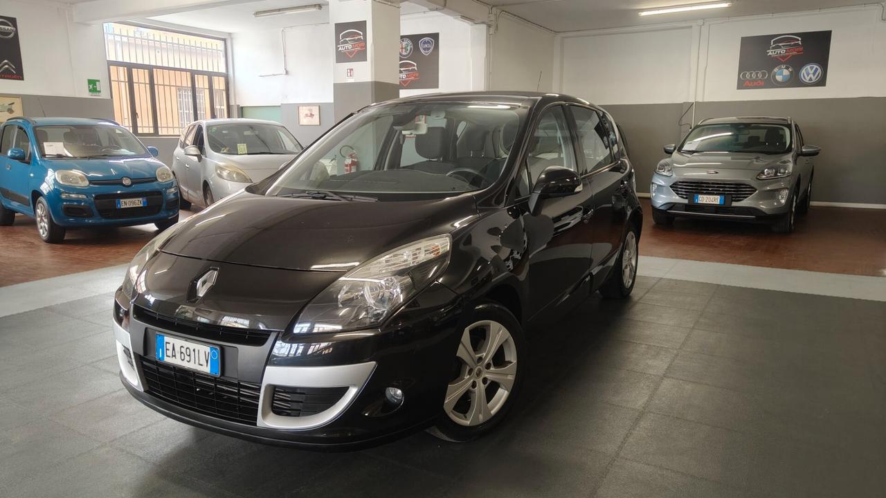 Renault Scenic Scénic X-Mod 1.5 dCi 110CV Luxe