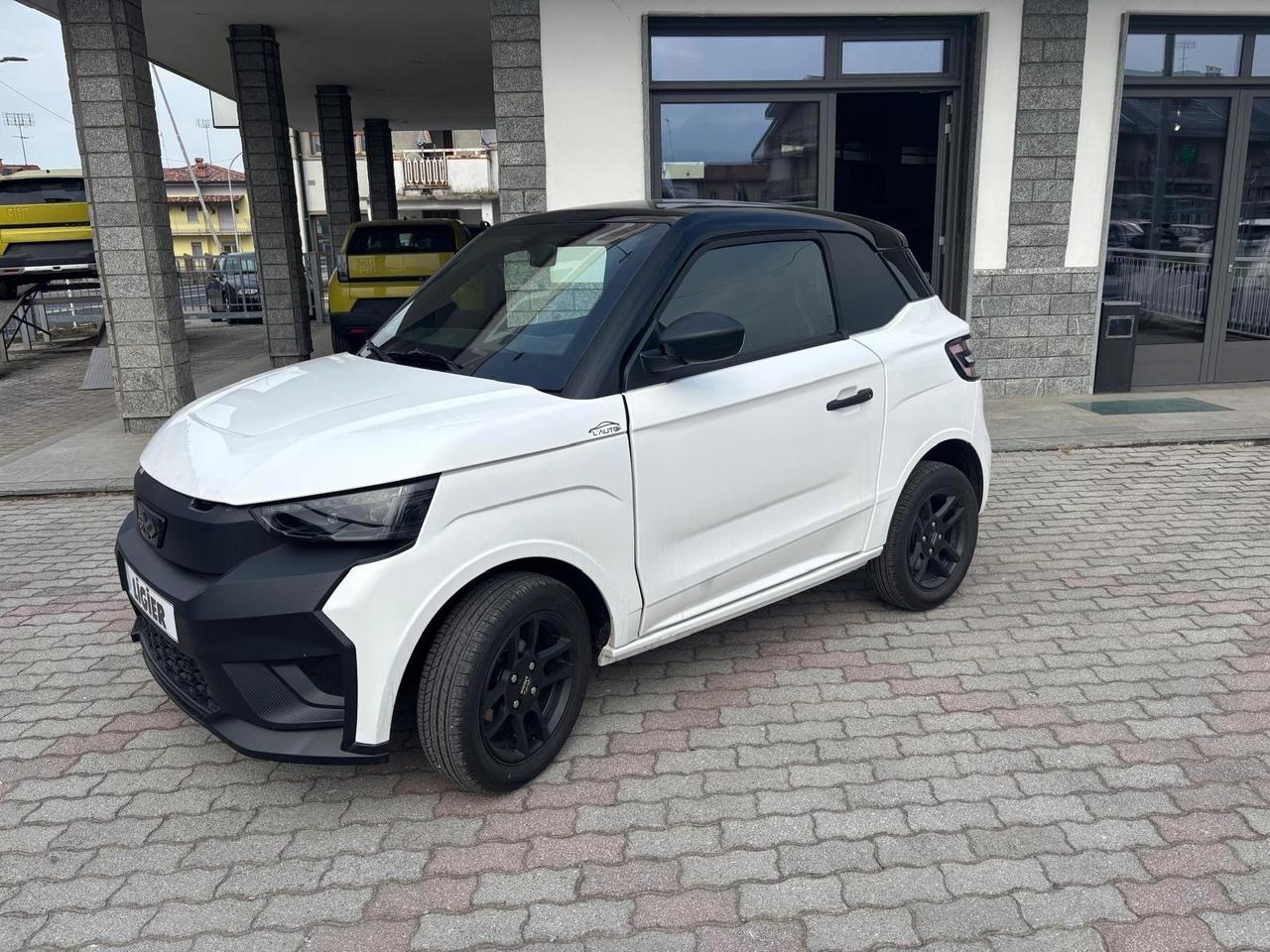 Ligier JS JS50 DCI L6 Select