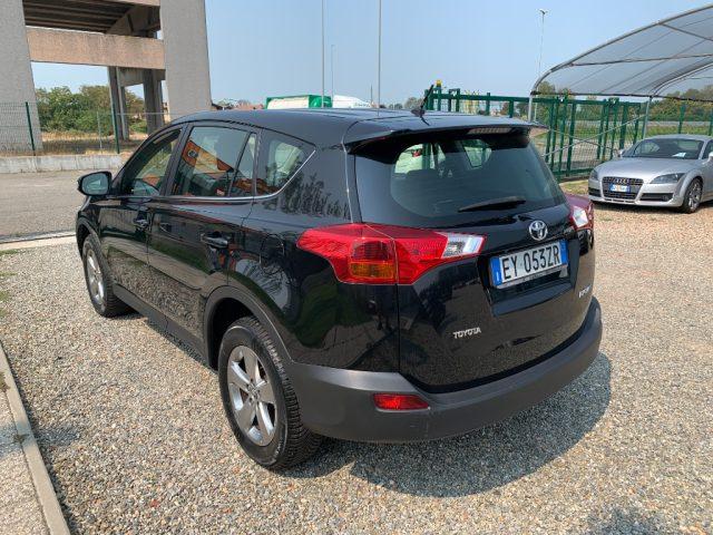 TOYOTA RAV 4 MY23 RAV4 2.0 D-4D 2WD Active