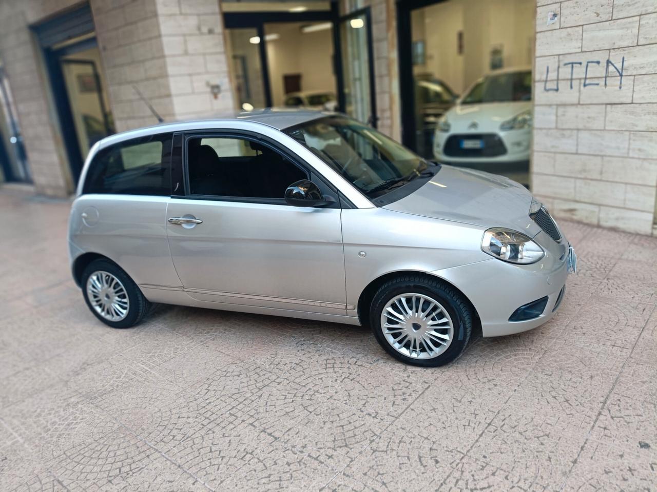LANCIA YPSILON 1.2 DIVA-NEOPATENTATI-Euro 4790-