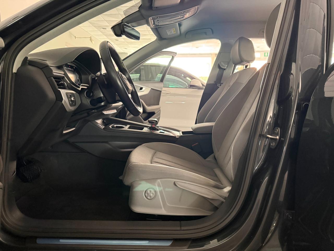 Audi A4 40 TDI quattro S tronic Business