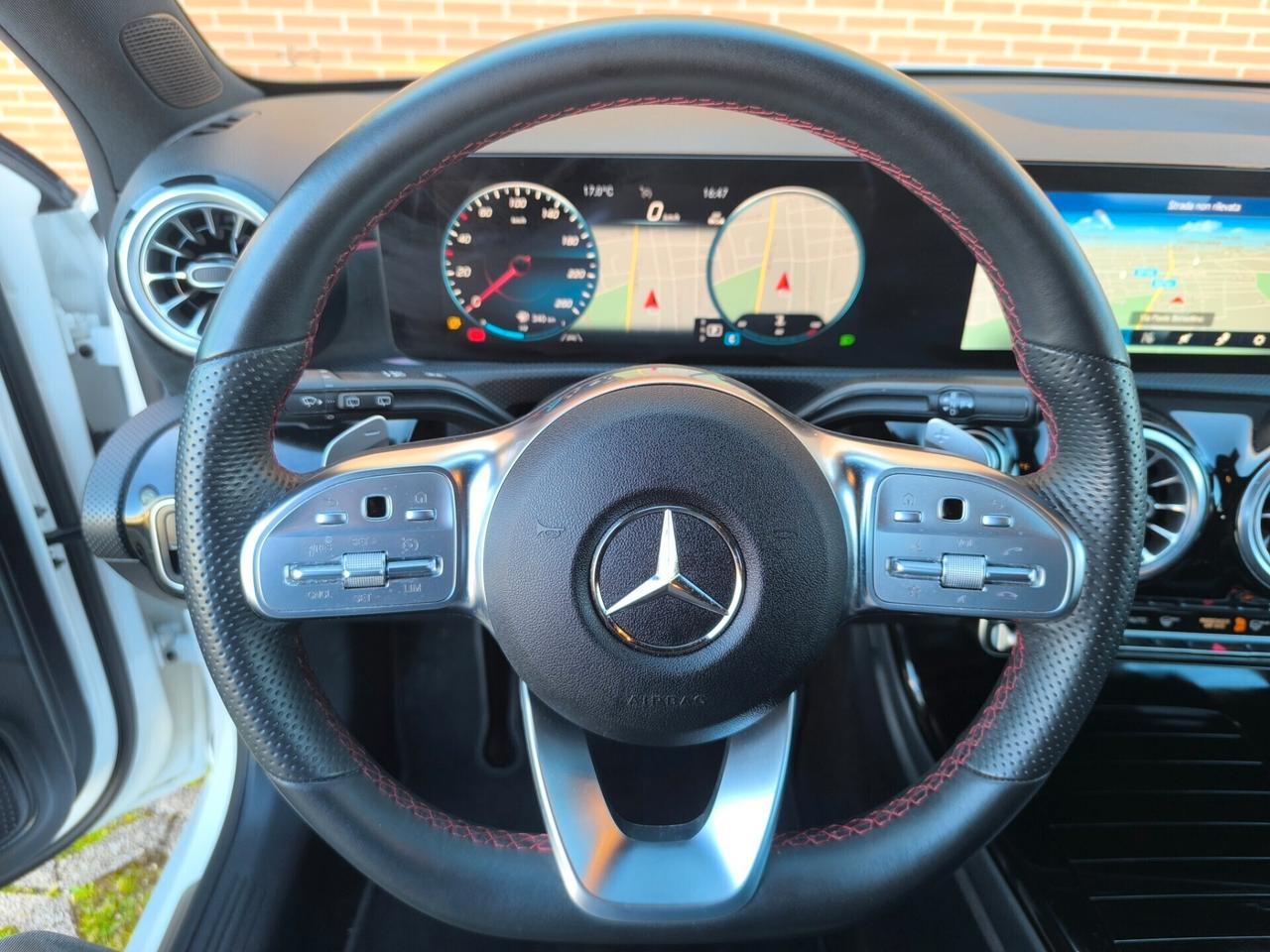 Mercedes-benz A 180 d Automatic AMG Line Premium Plus