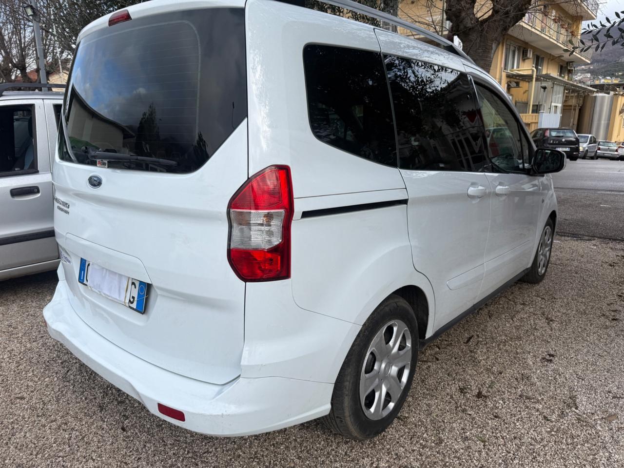 Ford Tourneo Courier Tourneo Courier 1.5 TDCI 75 CV S&S Plus