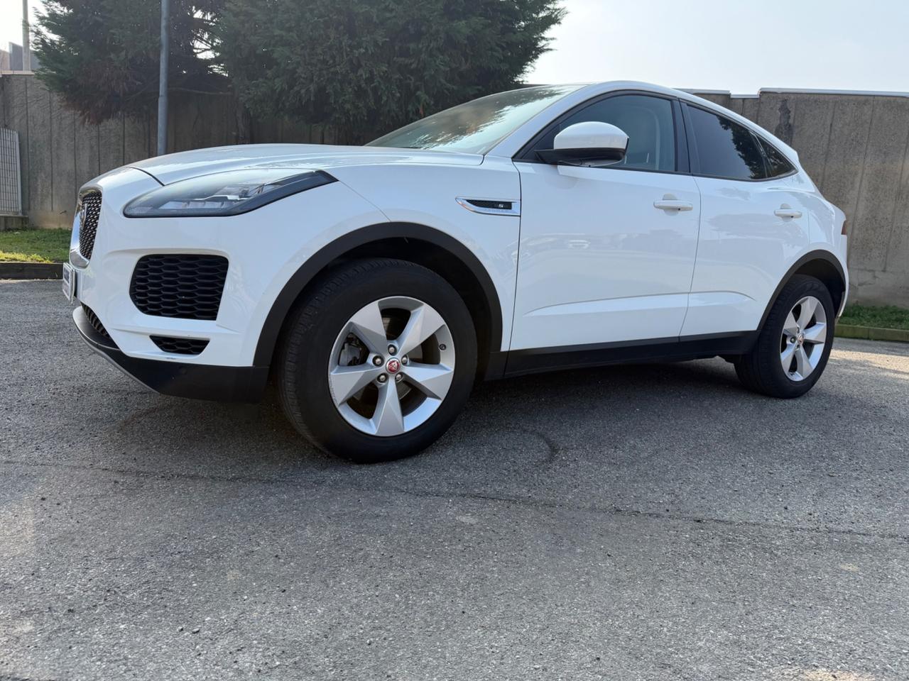 Jaguar E-Pace 2.0D 180 CV AWD cambio aut. S