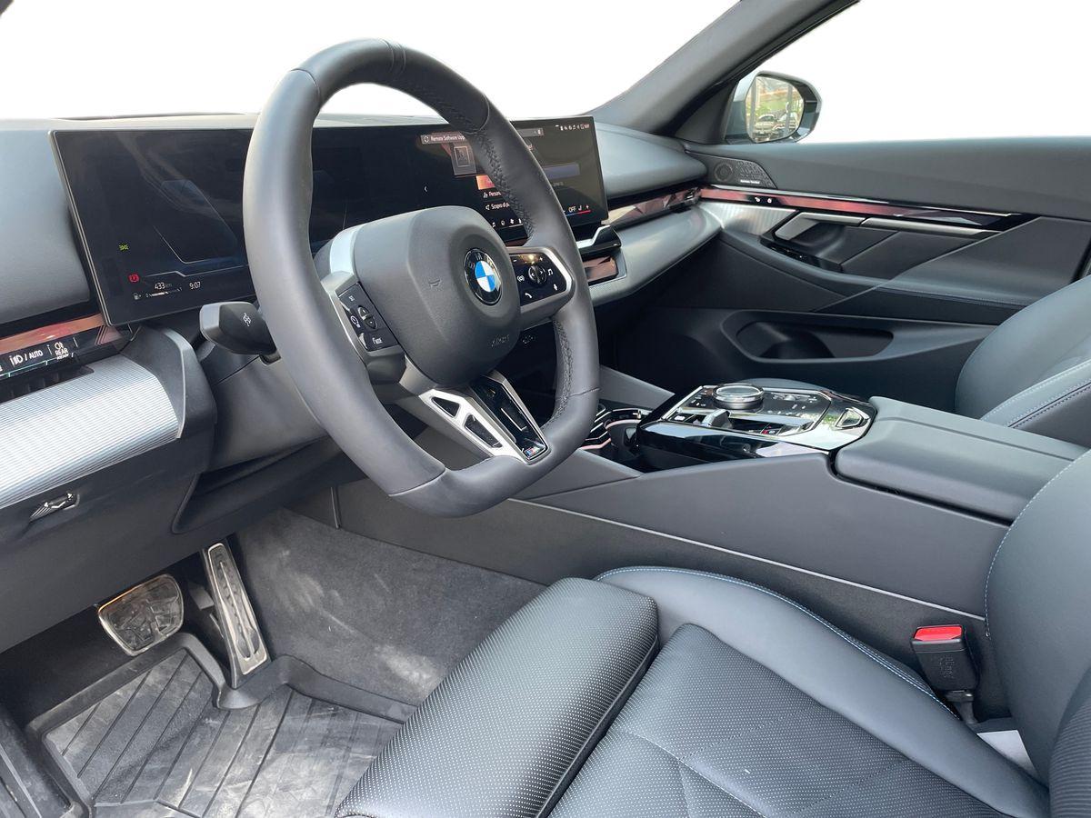 BMW 540d Touring 48V xdrive MSport Pro auto